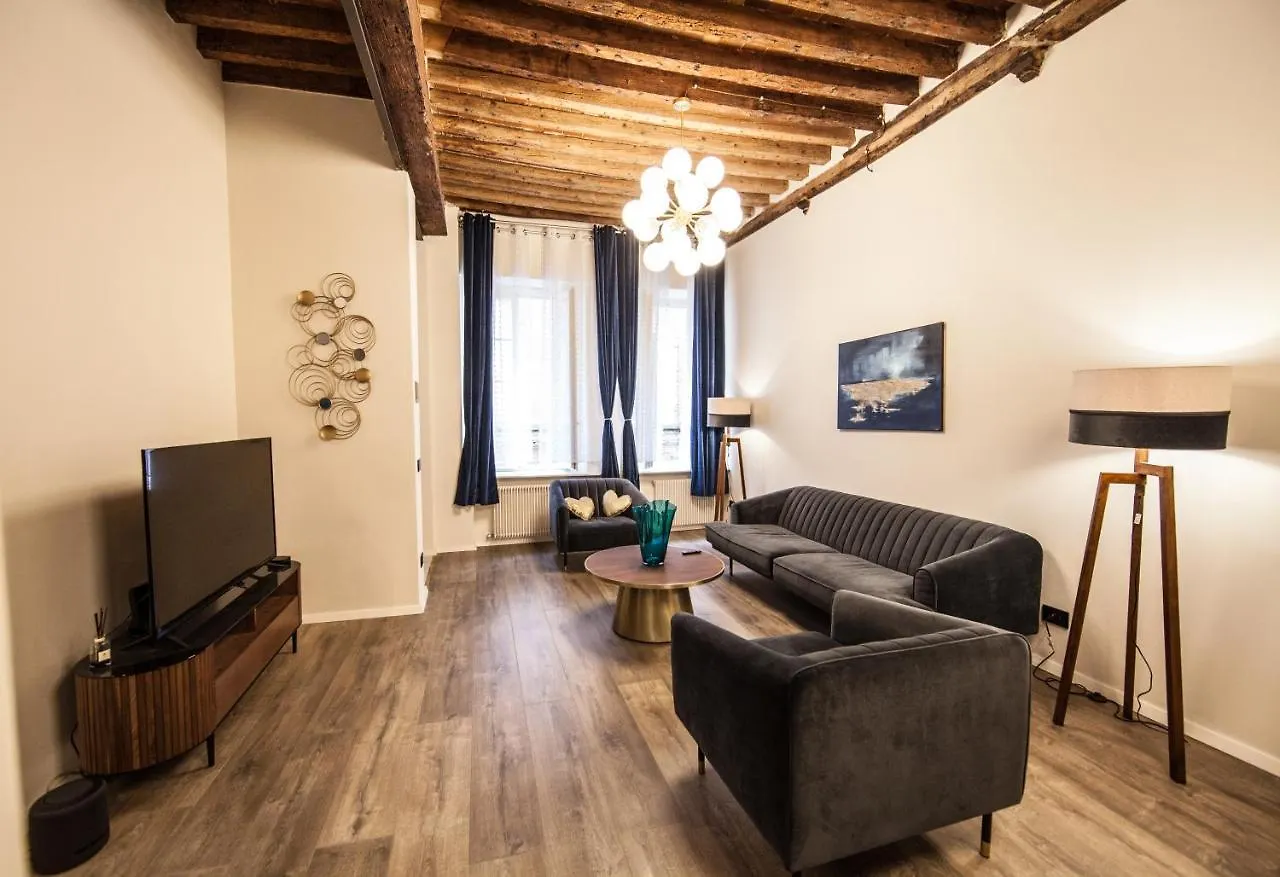 Historic Center Luxury Apartment Λούκα Ιταλία