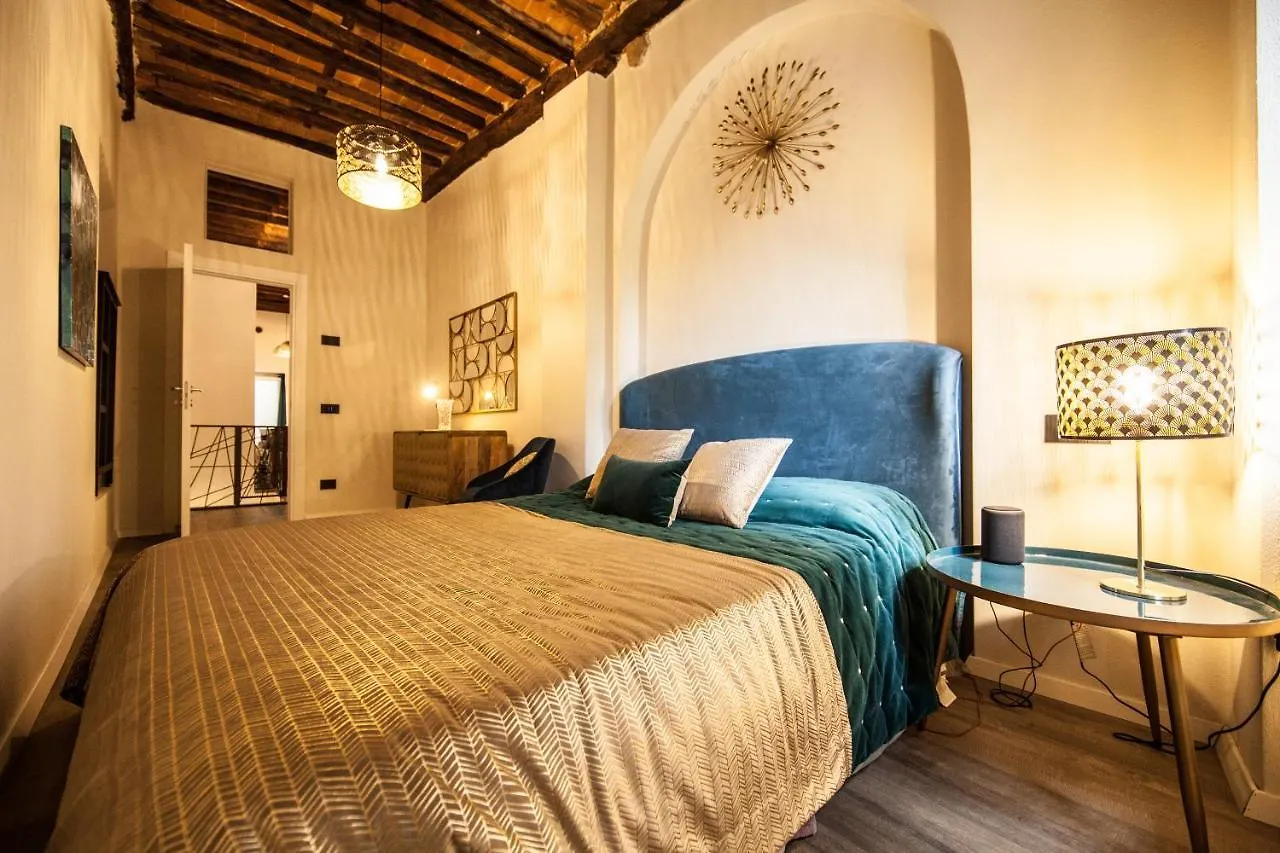 Historic Center Luxury Apartment Lucca
